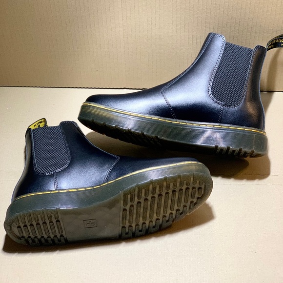 NEW w/o box Dr. Martens black leather ankle boot - Picture 6 of 13